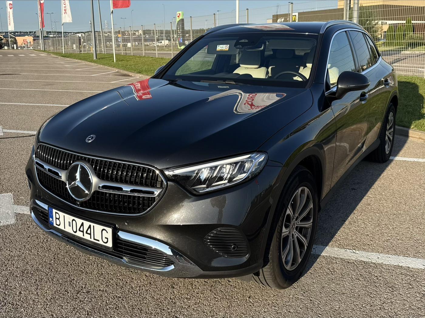 Mercedes-Benz GLC 200 d 4MATIC — zdjęcie 1 z 9
