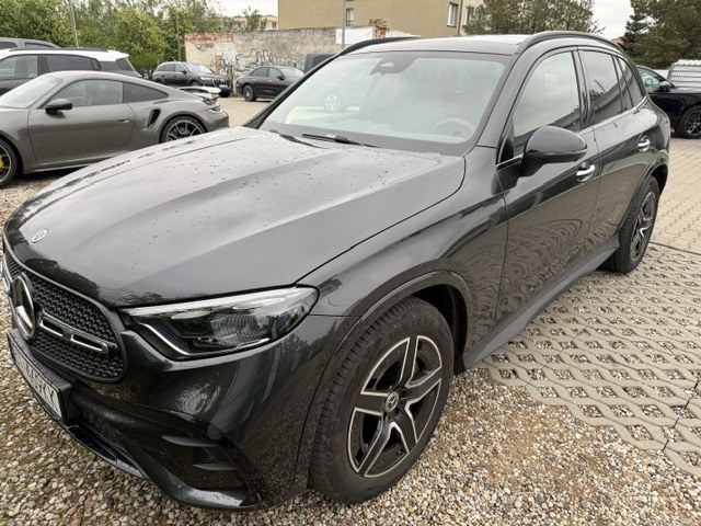 Mercedes-Benz GLC 220 d 4MATIC — zdjęcie 1 z 15