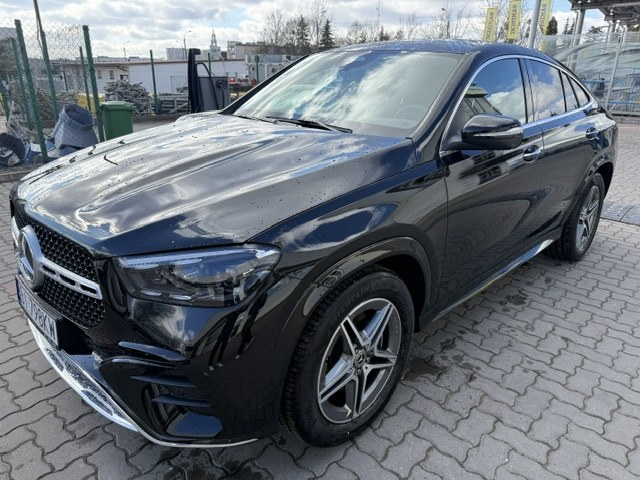 Mercedes-Benz GLE 300 d 4MATIC — zdjęcie 1 z 16