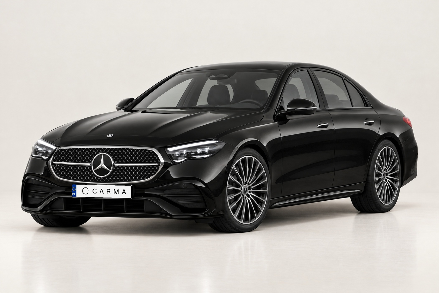 Mercedes-Benz E 220 d 4MATIC — zdjęcie 1 z 4